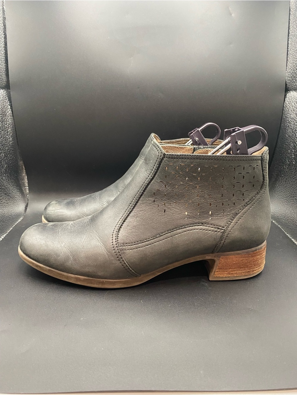 Dansko Liberty Charcoal Gray Black Burnished Nappa Leather Ankle Boots EU 41